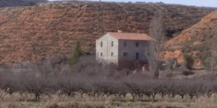 > VENTA. Ademuz. Finca del Soto