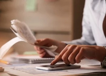 Ayuda para personas trabajadoras autónomas empadronadas en municipios de la C. Valenciana con población inferior a 5.000 habitantes.