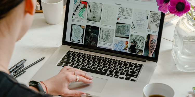 NUEVO CURSO ONLINE GRATUITO: CANVA PARA CREACIÓN DE FOLLETOS Y CARTELERÍA