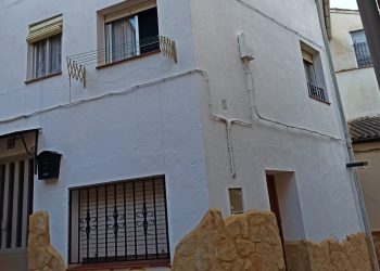 >VENTA.  CASAS ALTAS. C/Iglesia, 40 (Planta 1 y 2)