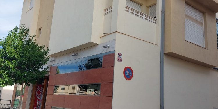 >VENTA. TORREBAJA. Calle Hoya (carretera)