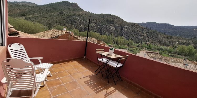 >VENTA. CASAS BAJAS. C/Cruz, 2